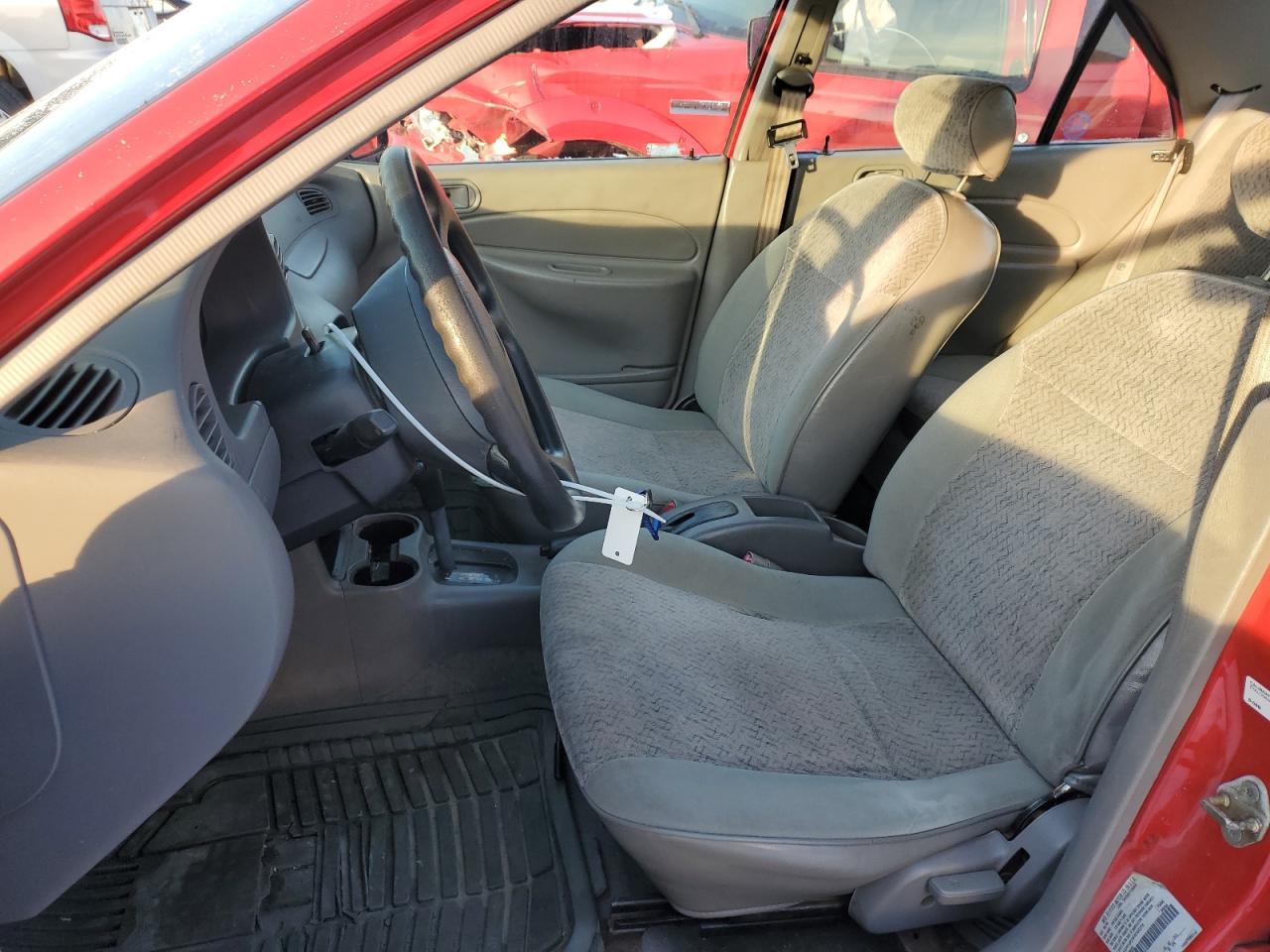 1998 Ford Escort Lx VIN: 1FAFP10P2WW303270 Lot: 87588365