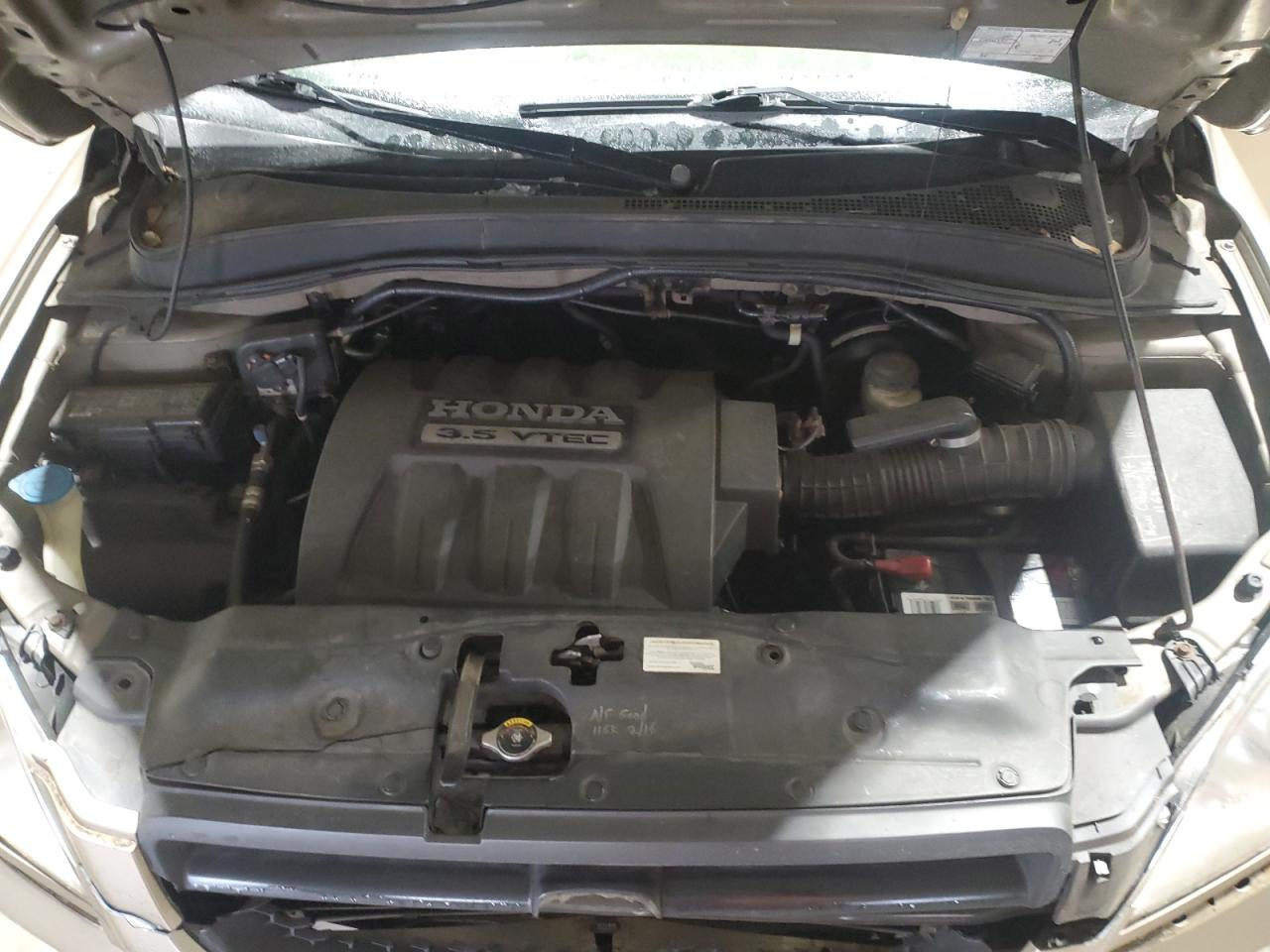 2005 Honda Pilot - Image 12