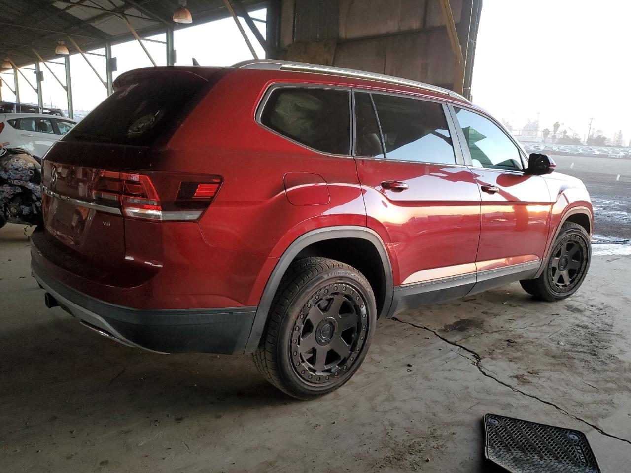2019 Volkswagen Atlas - Image 3