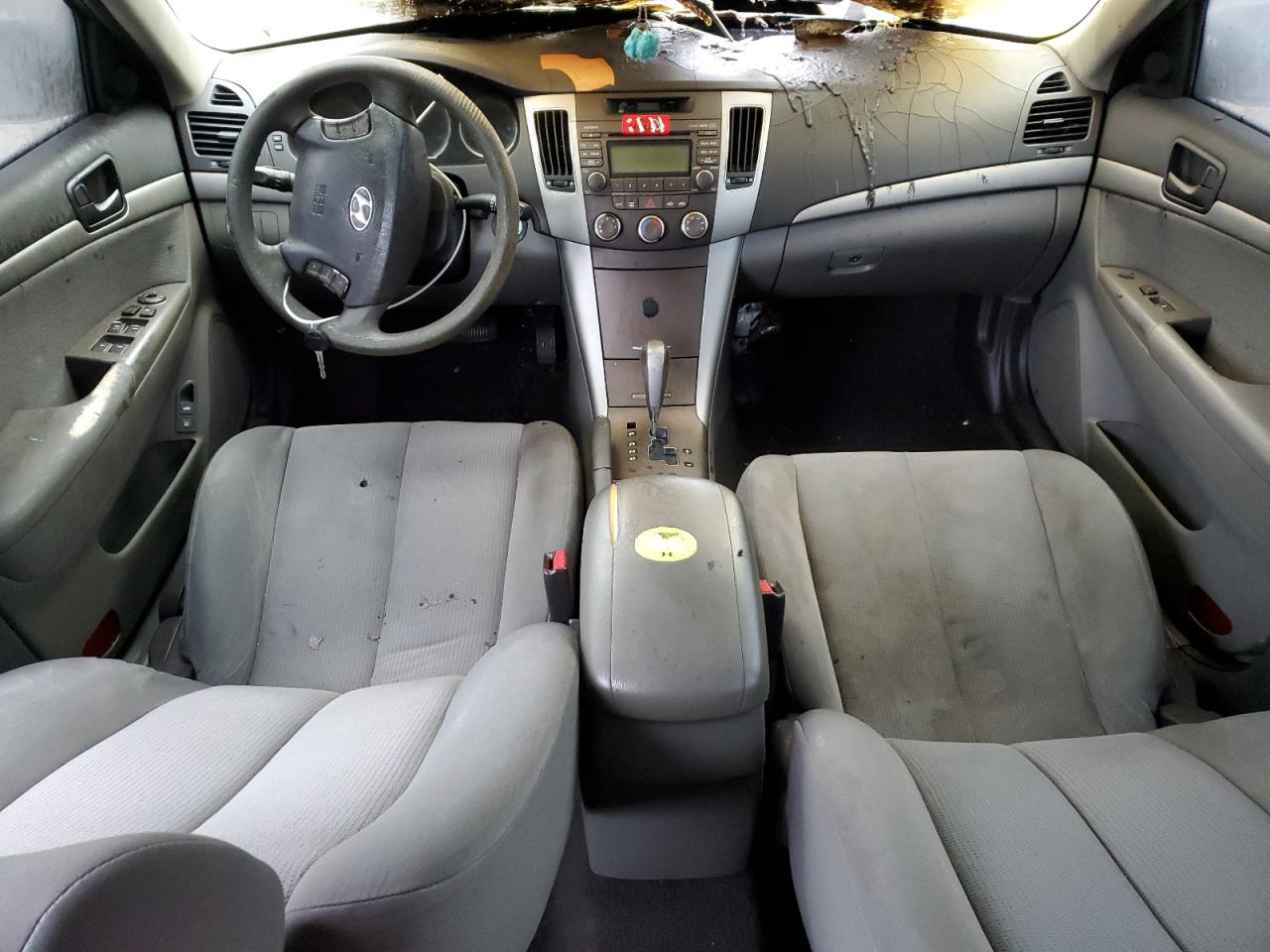 2009 Hyundai Sonata - Image 8