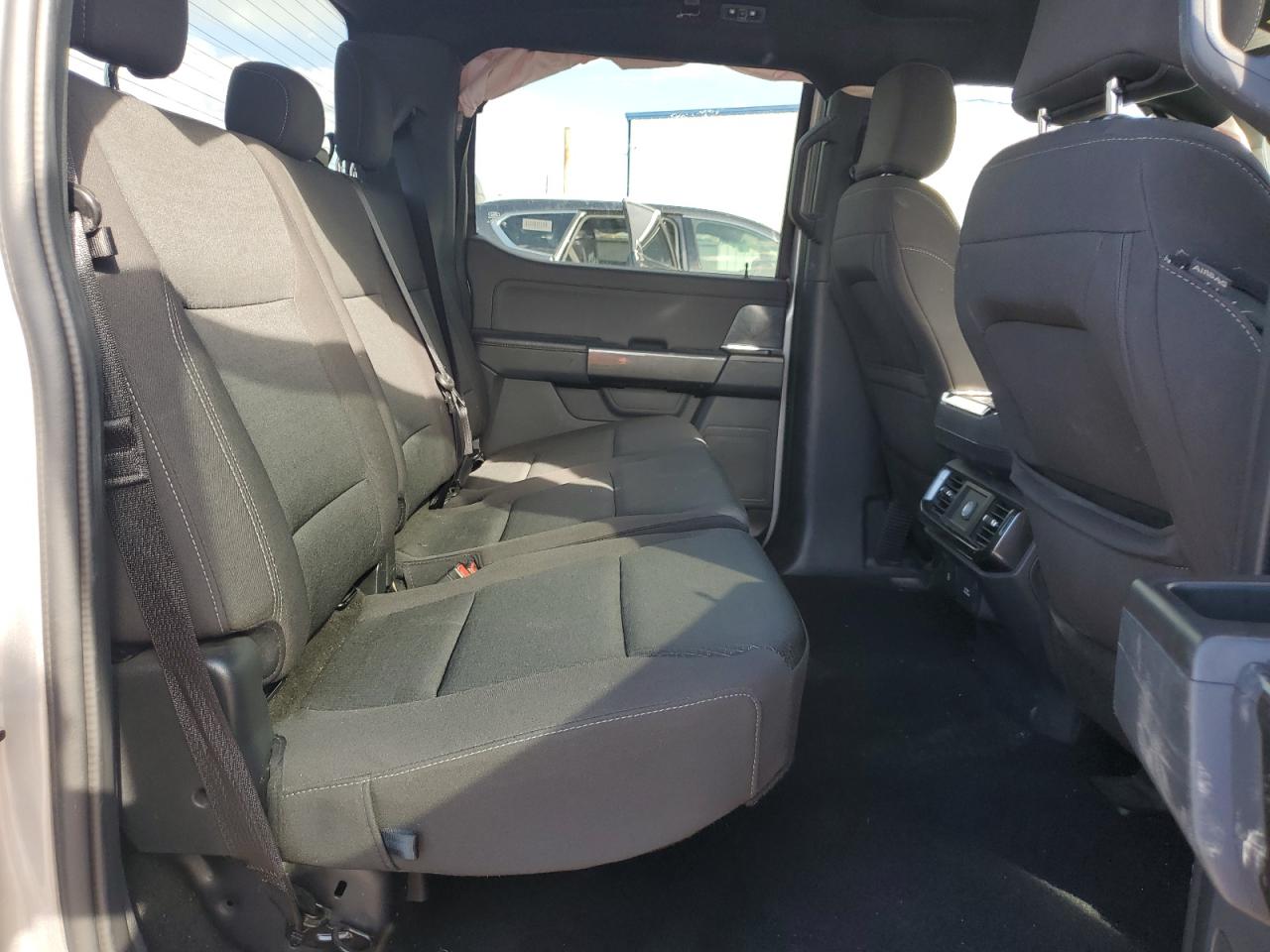 2023 Ford F-150 - Image 10