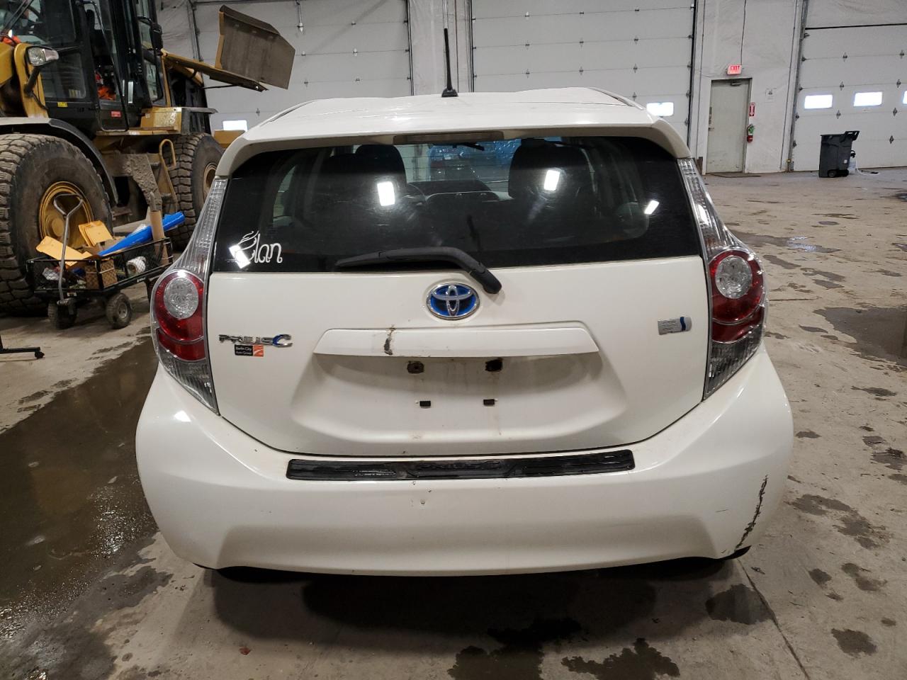 2012 Toyota Prius - Image 6