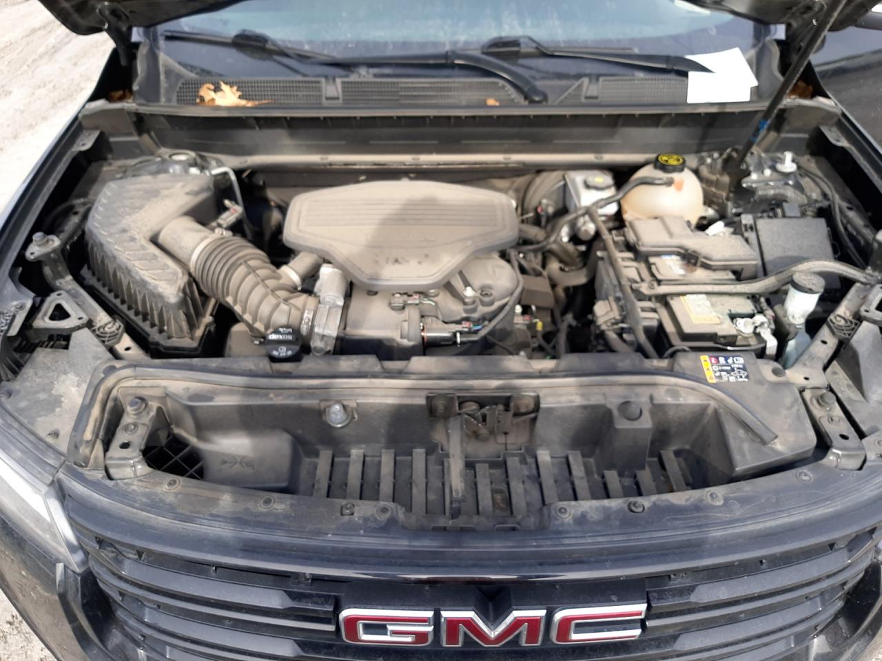 2021 GMC Acadia - Image 12