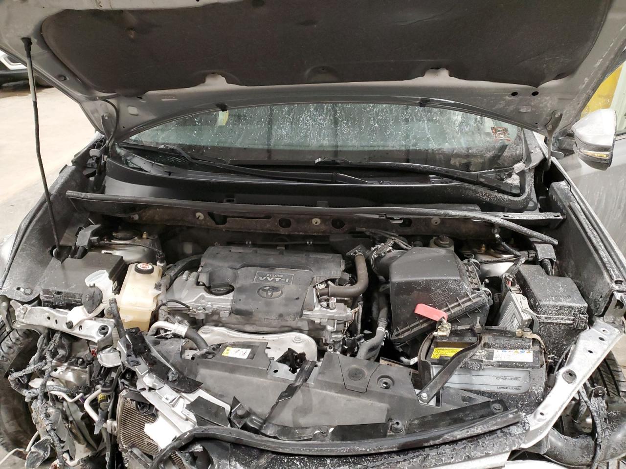 2018 Toyota RAV 4 - Image 13
