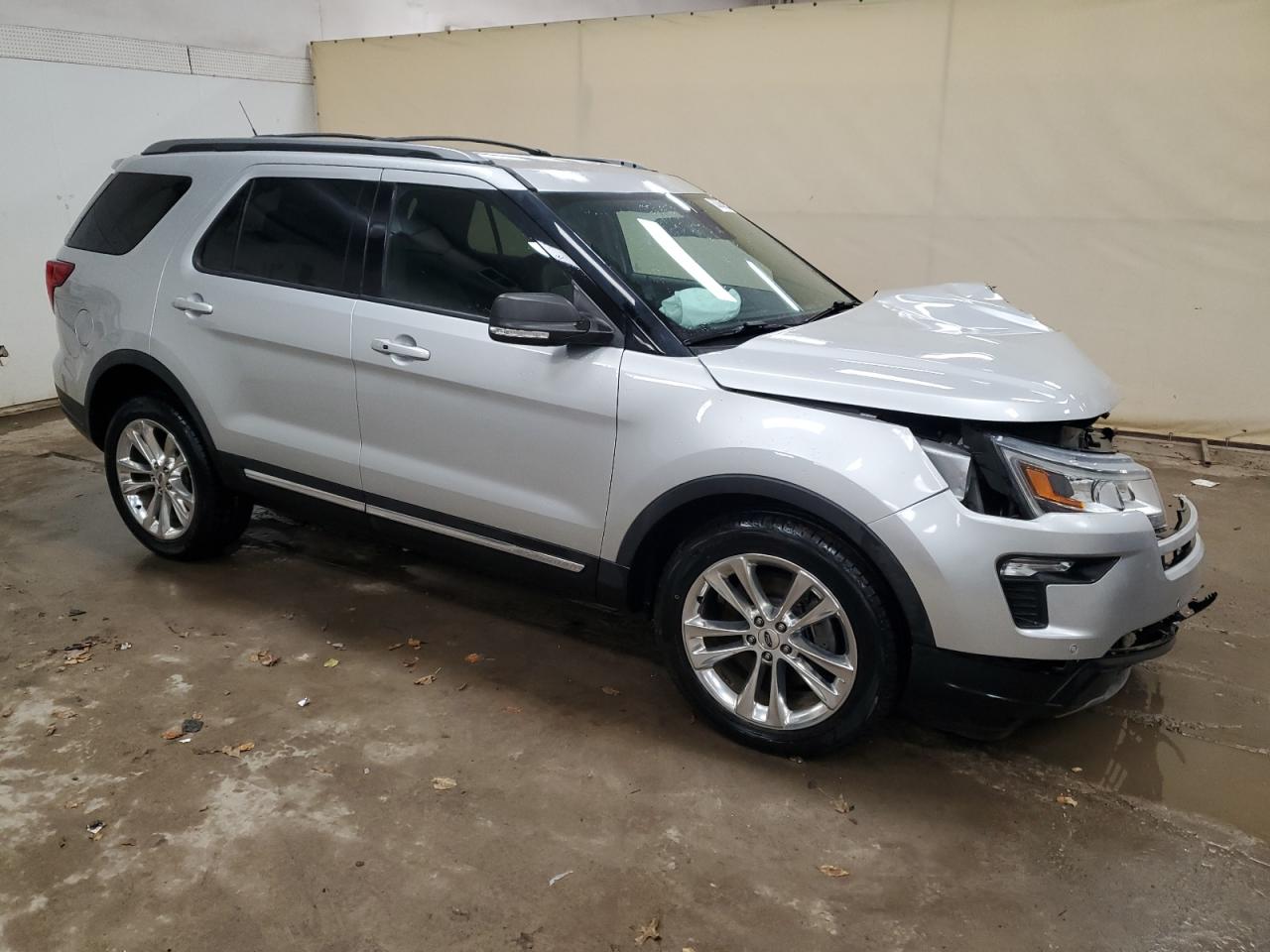 2019 Ford Explorer - Image 4