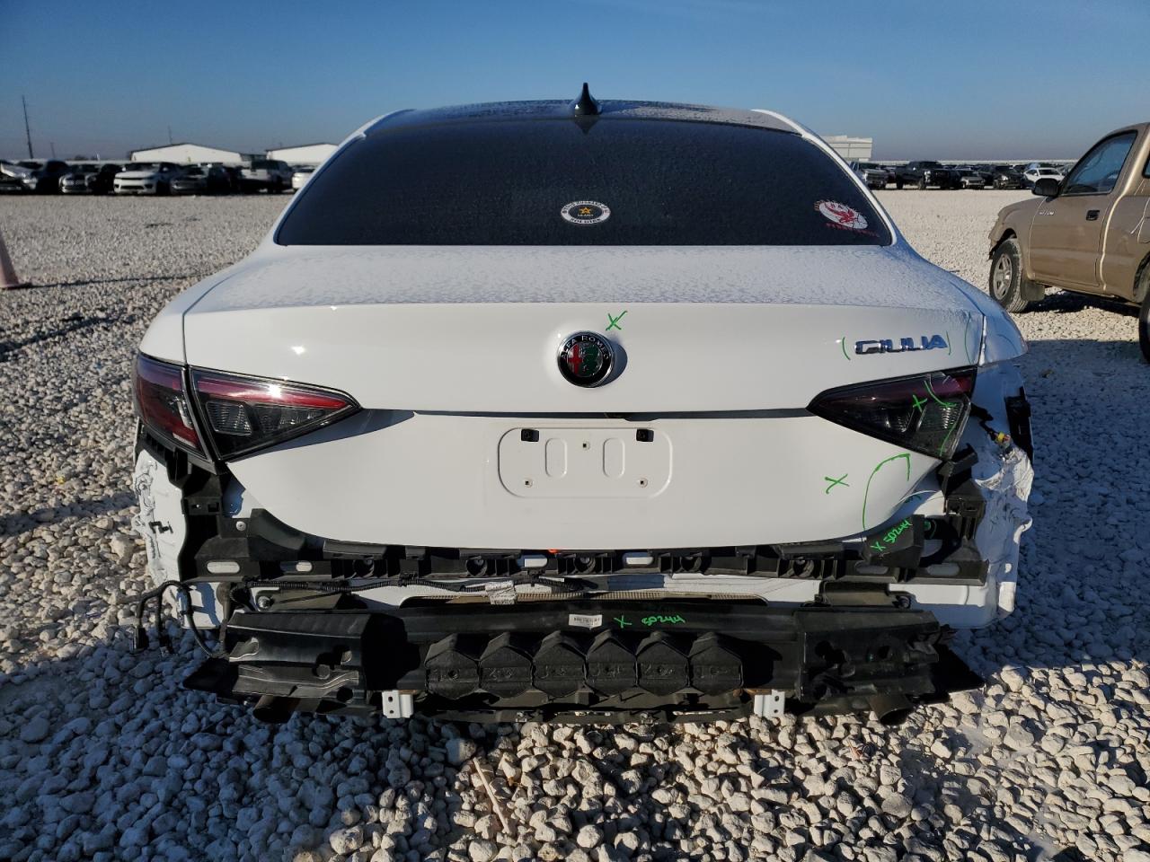 2024 Alfa Romeo Giulia - Image 6