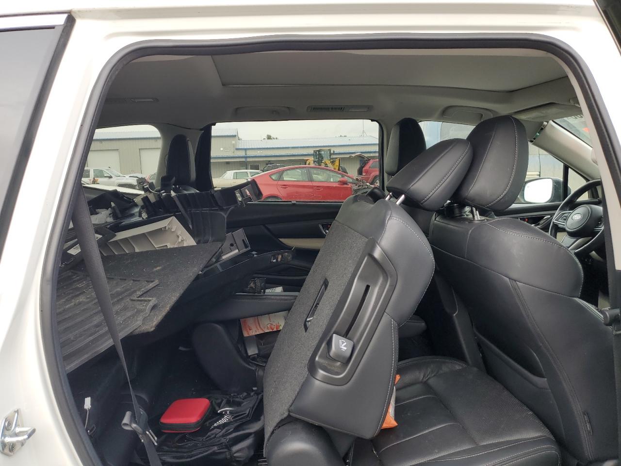 2021 Subaru Ascent - Image 11