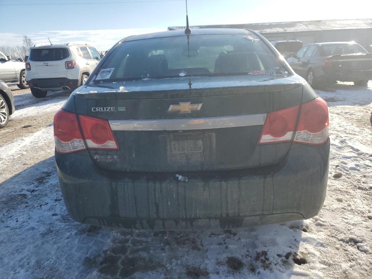 2014 Chevrolet Cruze - Image 6