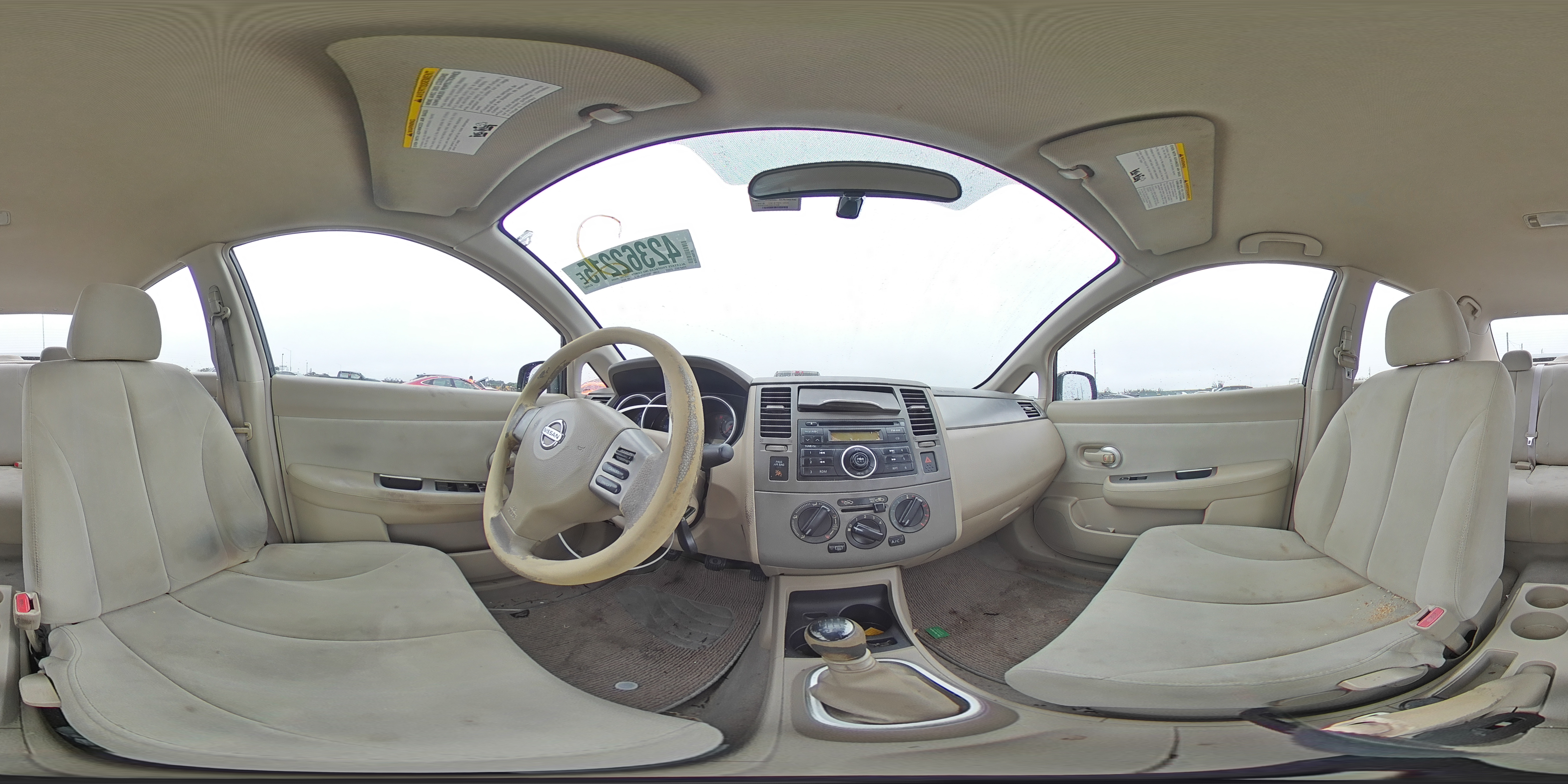 2009 Nissan Versa - Image 12