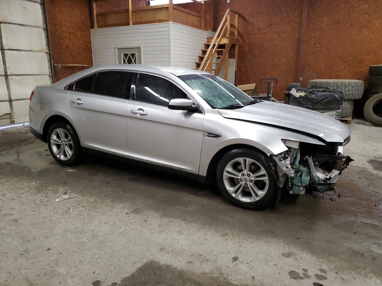 2014 Ford Taurus - Image 4
