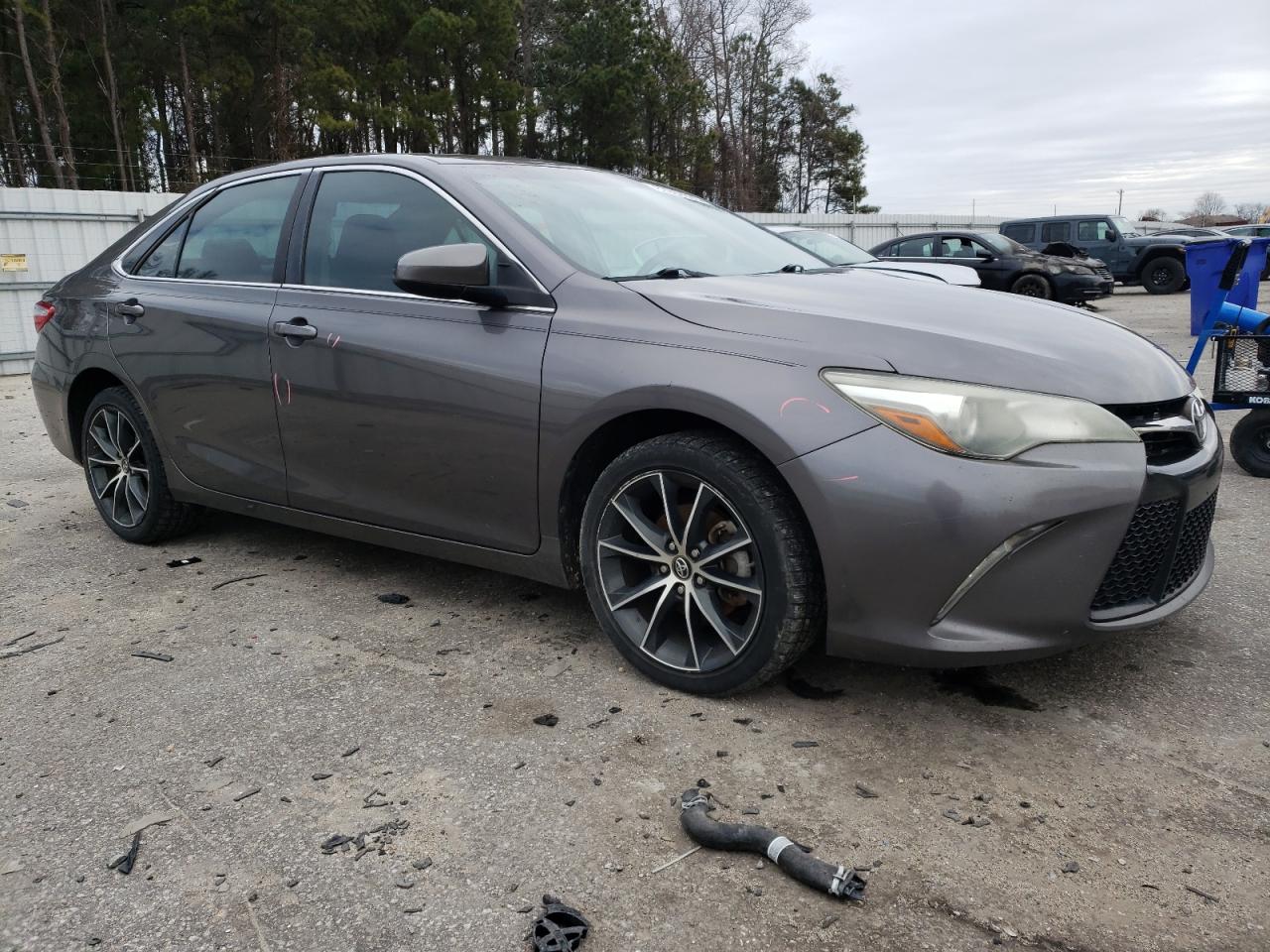 2016 Toyota Camry - Image 4