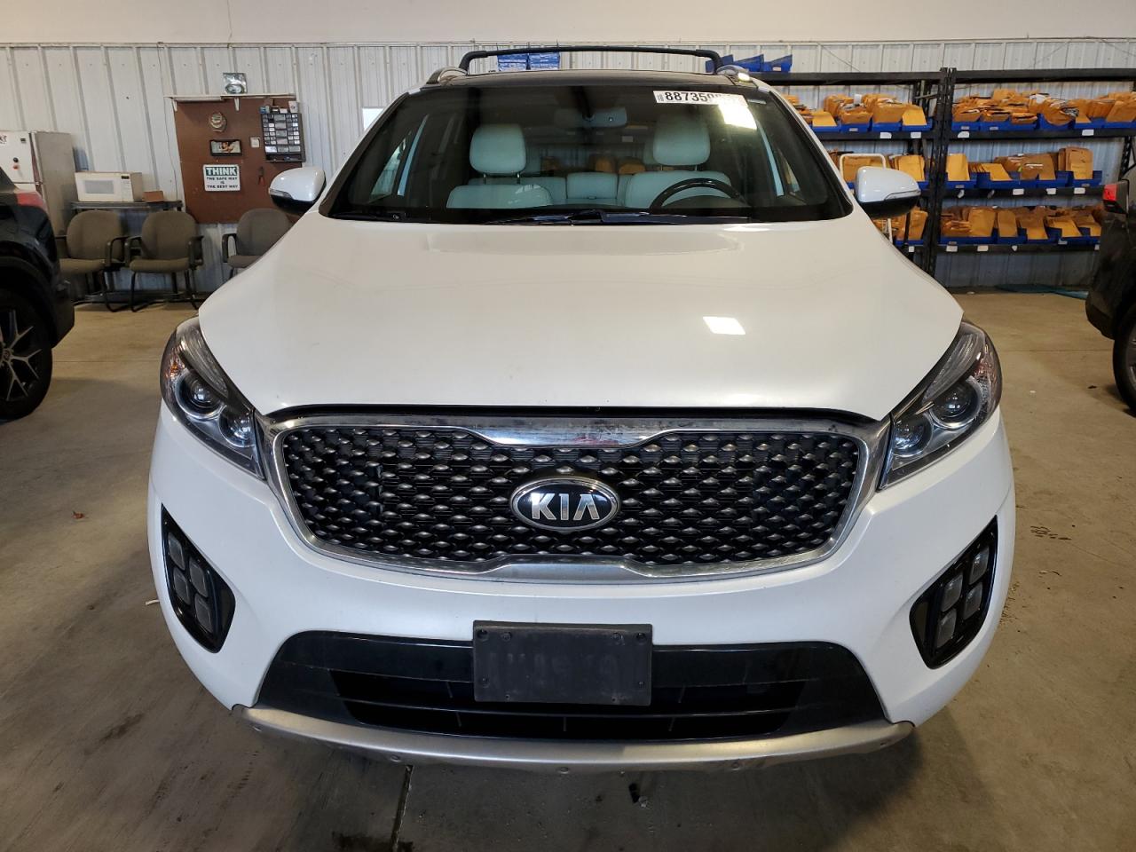 VIN 5XYPKDA55GG082130 2016 KIA SORENTO no.5