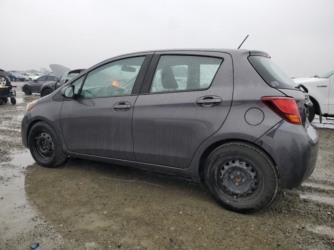 VIN VNKKTUD30GA056527 2016 TOYOTA YARIS no.2