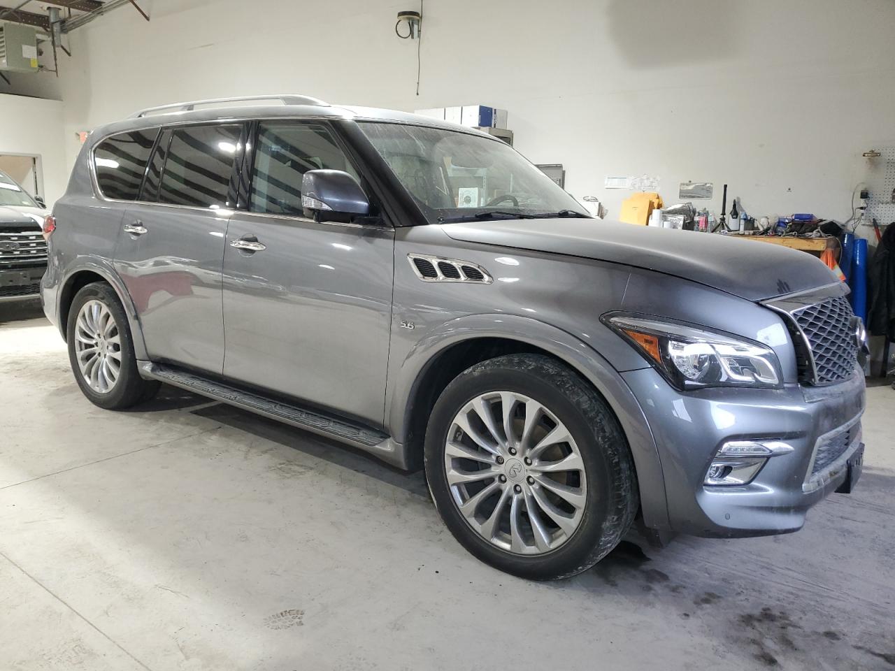 2015 Infiniti QX80 - Image 4