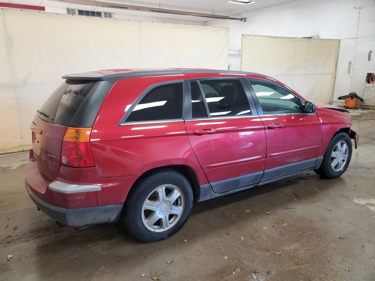 2004 Chrysler Pacifica - Image 3