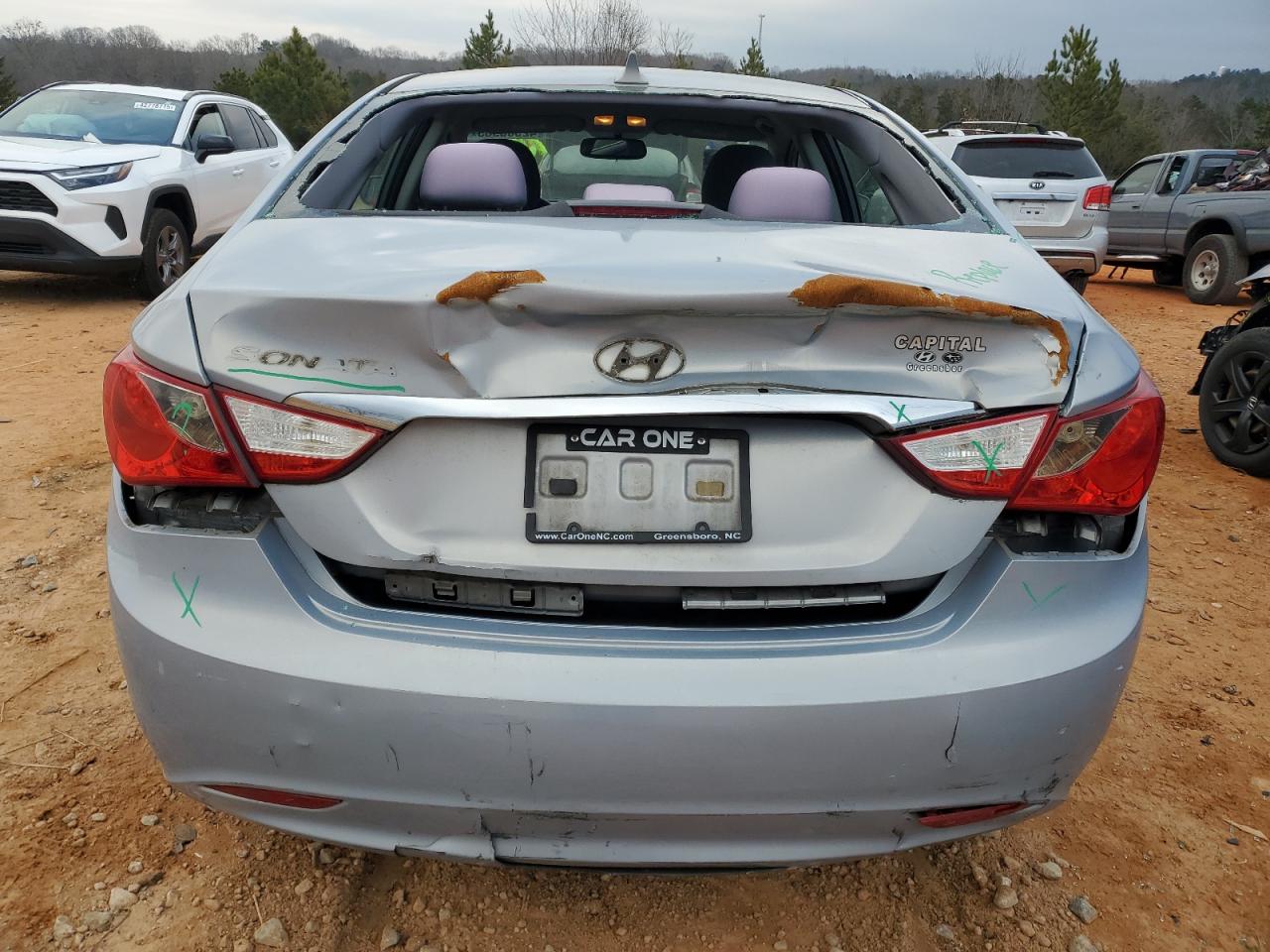 2011 Hyundai Sonata - Image 6