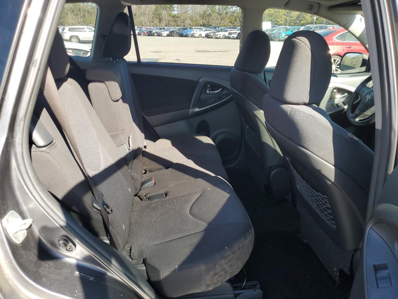 2012 Toyota RAV 4 - Image 11