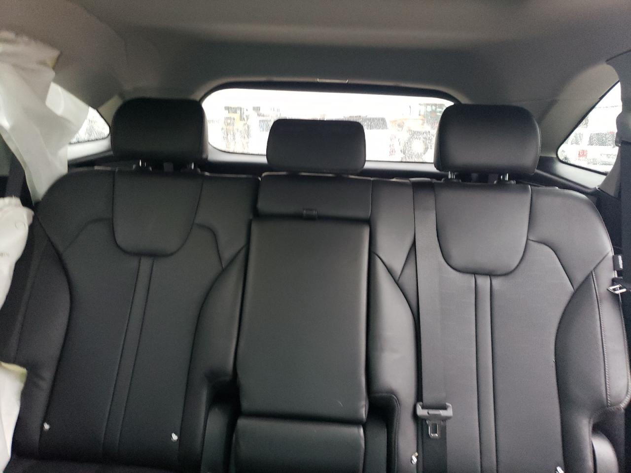 2024 Kia Sorento - Image 10