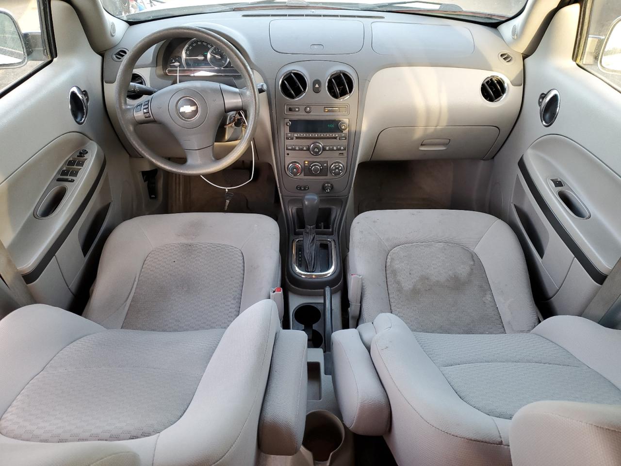 2010 Chevrolet HHR - Image 8