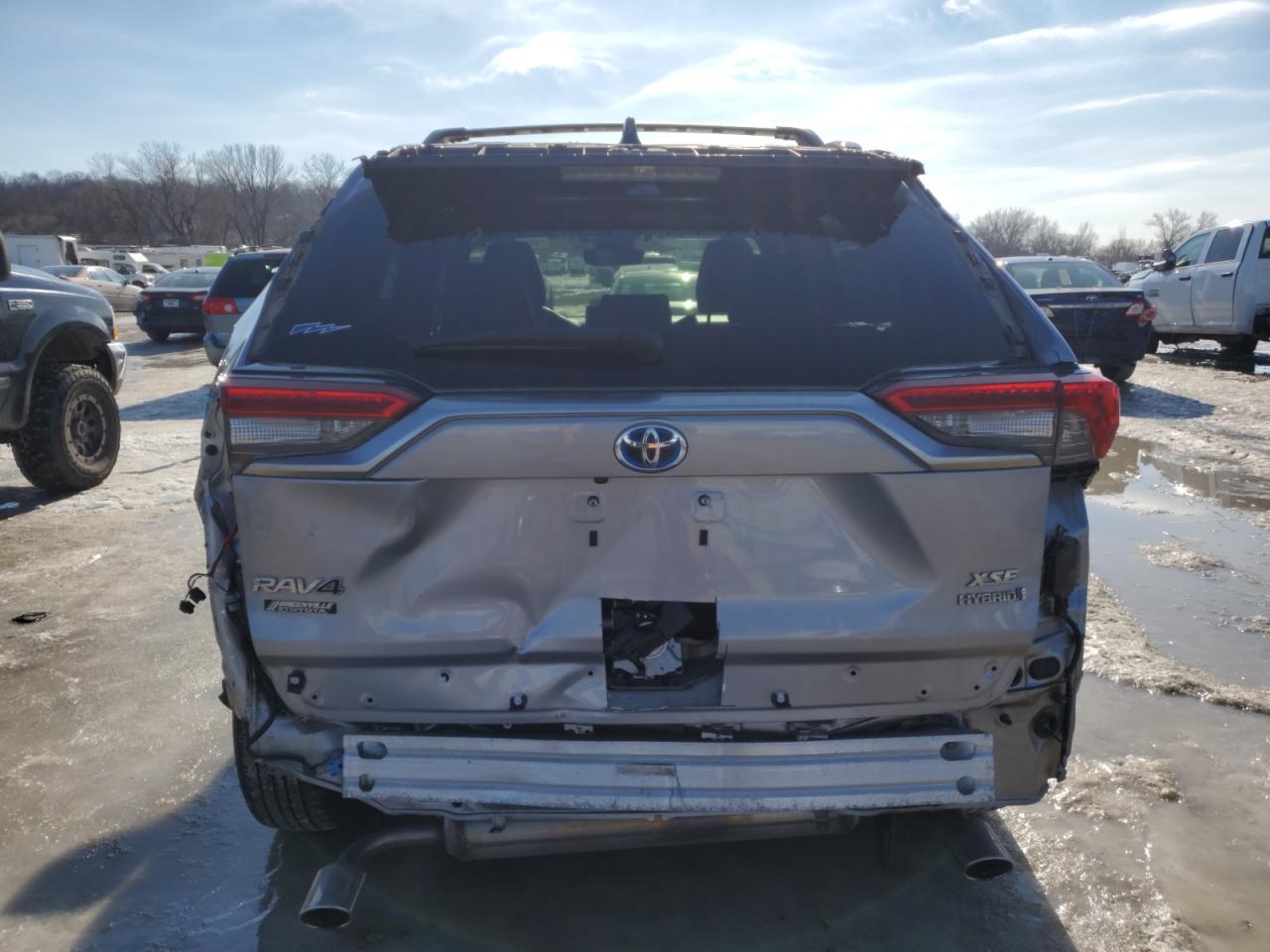 2022 Toyota RAV 4 - Image 6