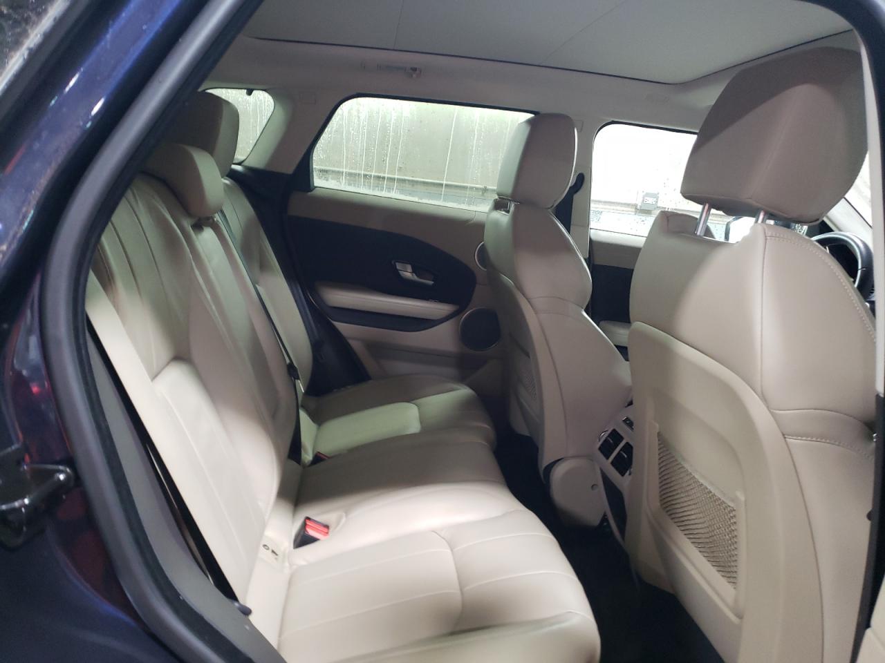 2016 Land Rover Range Rover - Image 10