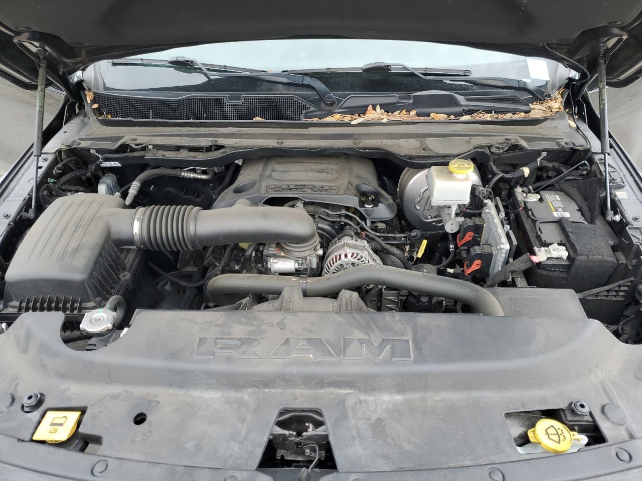 2022 RAM 1500 - Image 11