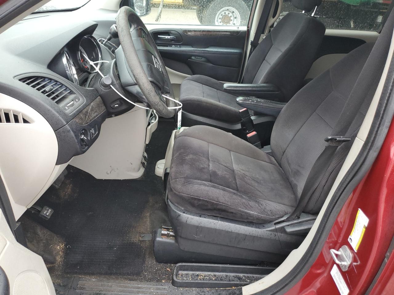 2011 Dodge Caravan - Image 7