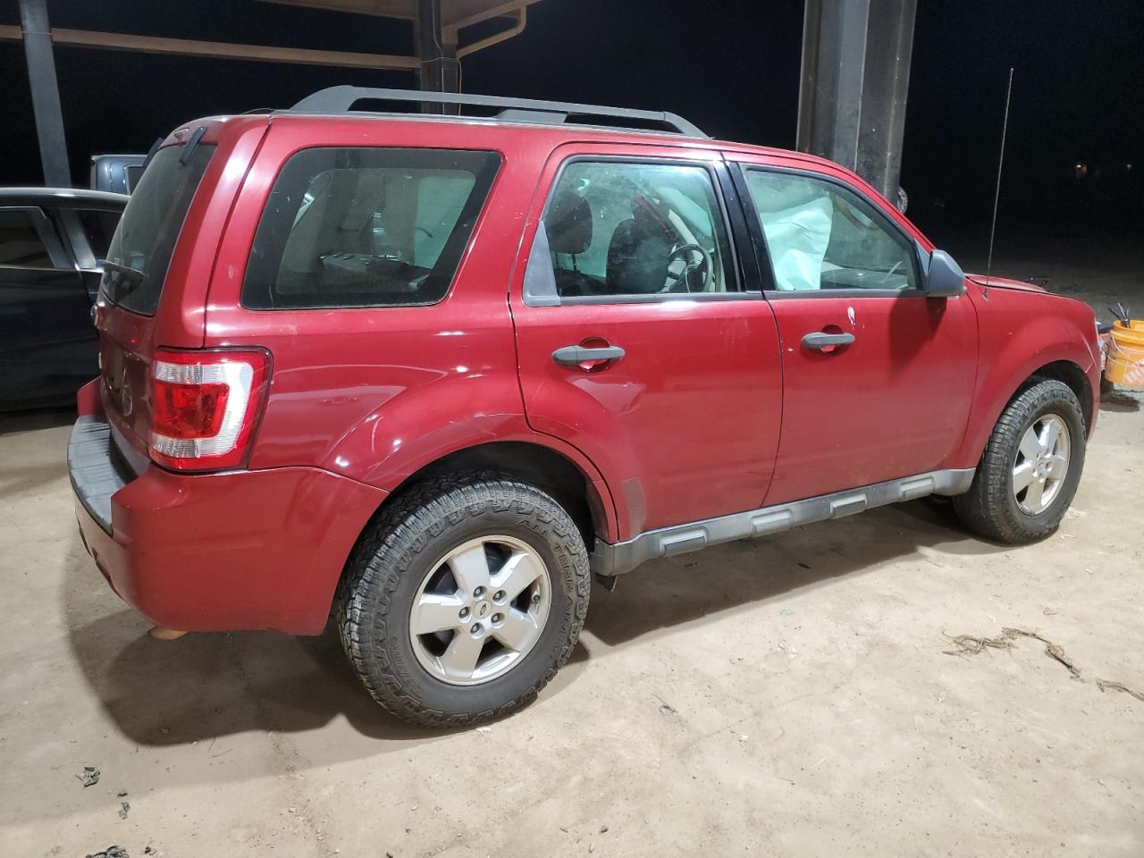 2010 Ford Escape - Image 3