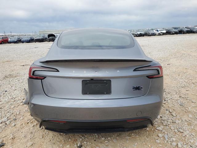  TESLA MODEL 3 2024 Серый