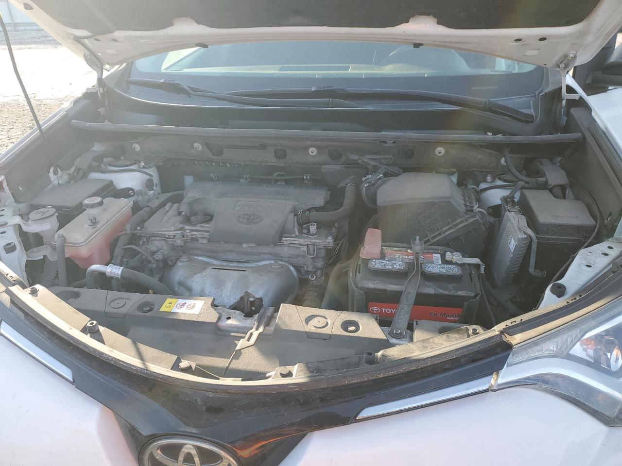 2017 Toyota RAV 4 - Image 12
