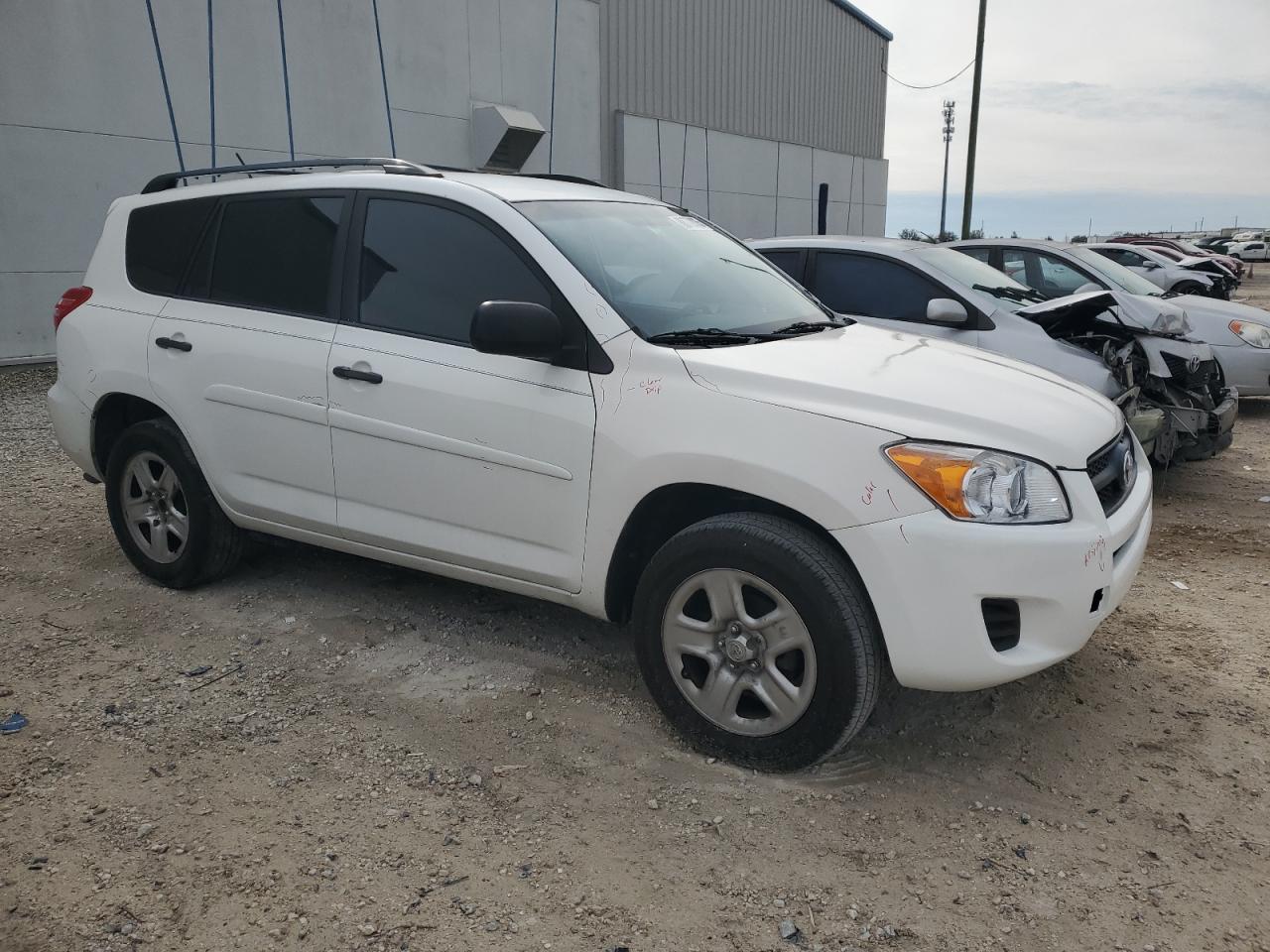 2012 Toyota RAV 4 - Image 4