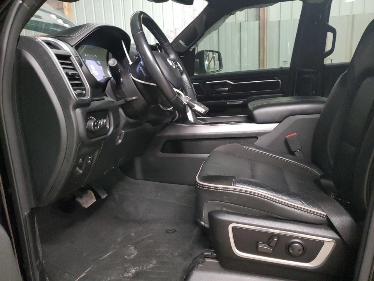 2022 RAM 1500 - Image 7
