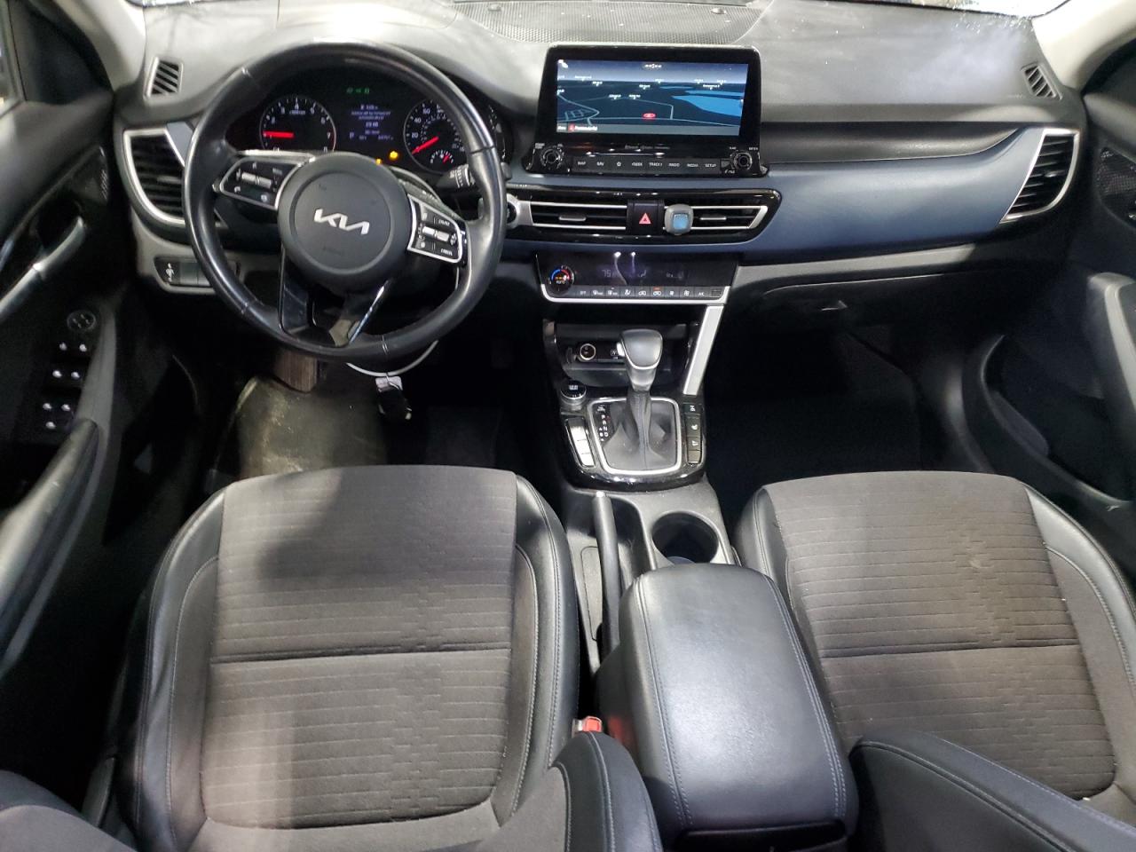 2022 Kia Seltos - Image 8
