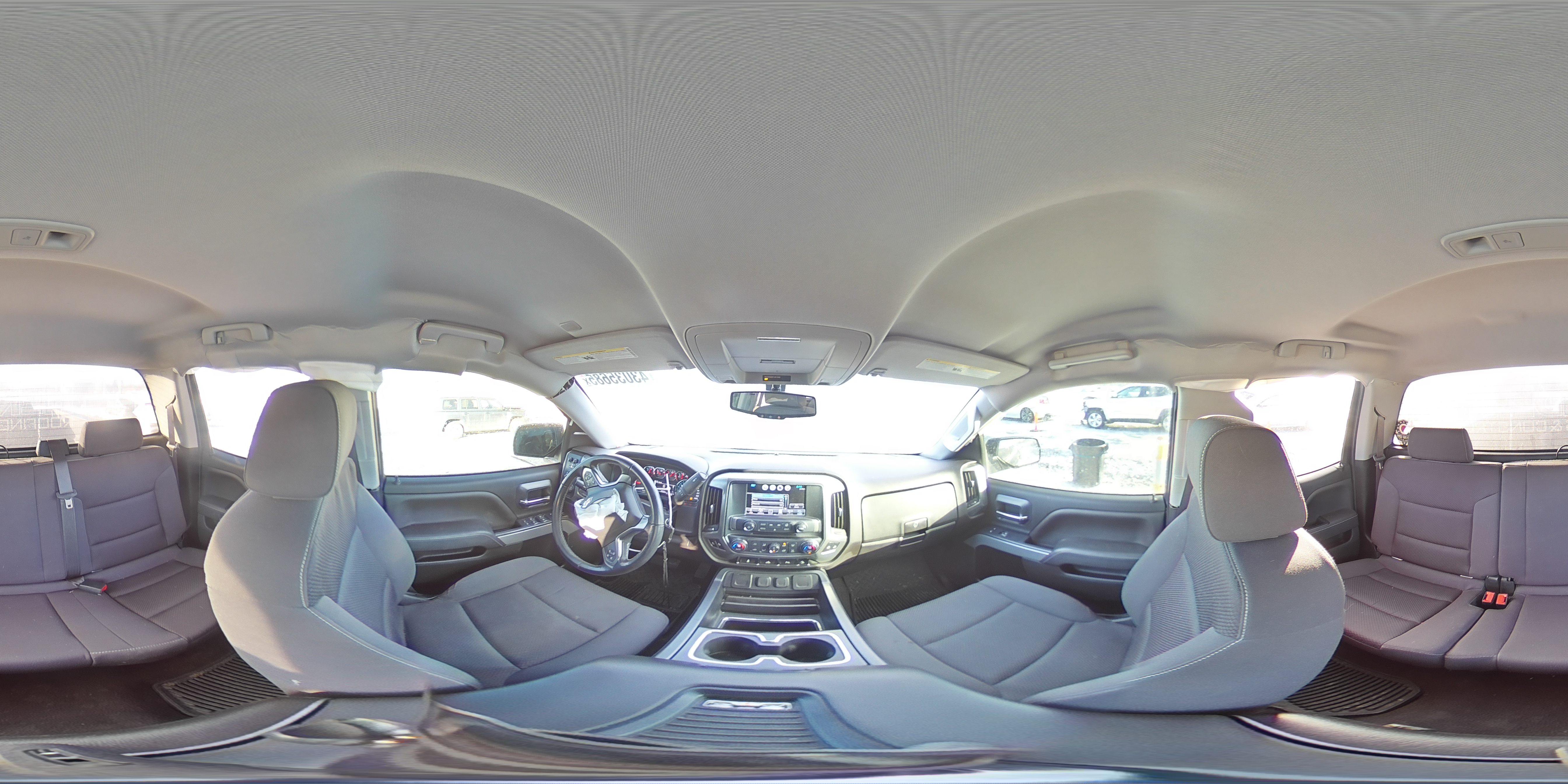 2018 Chevrolet Silverado - Image 13