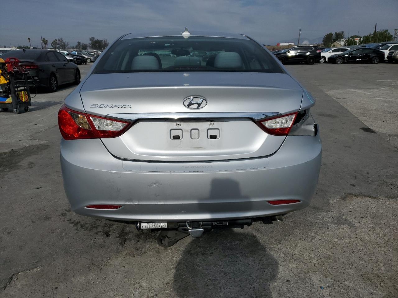 2012 Hyundai Sonata - Image 6