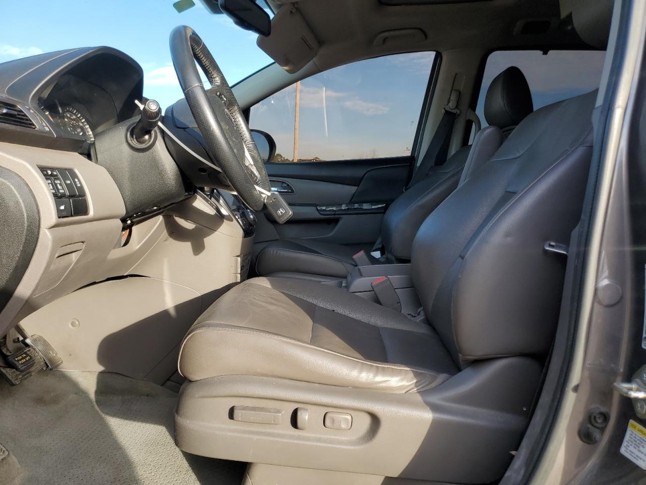 2016 Honda Odyssey - Image 7
