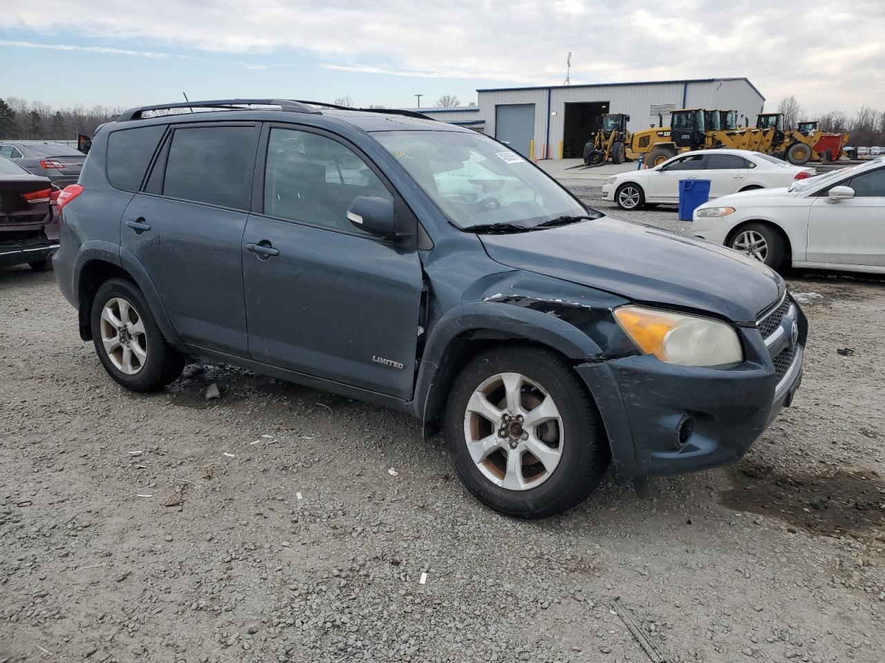 2011 Toyota RAV 4 - Image 4