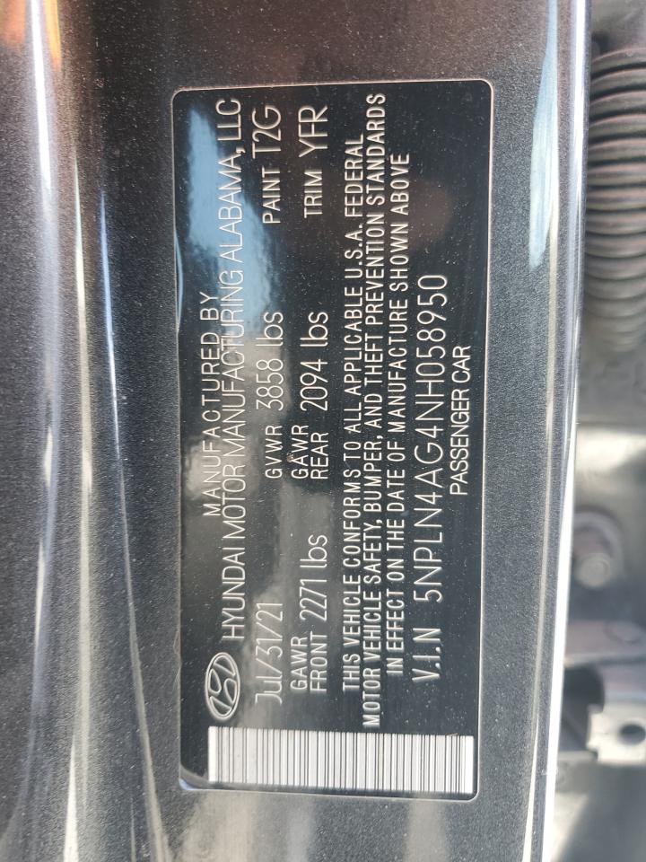 2022 Hyundai Elantra - Image 12
