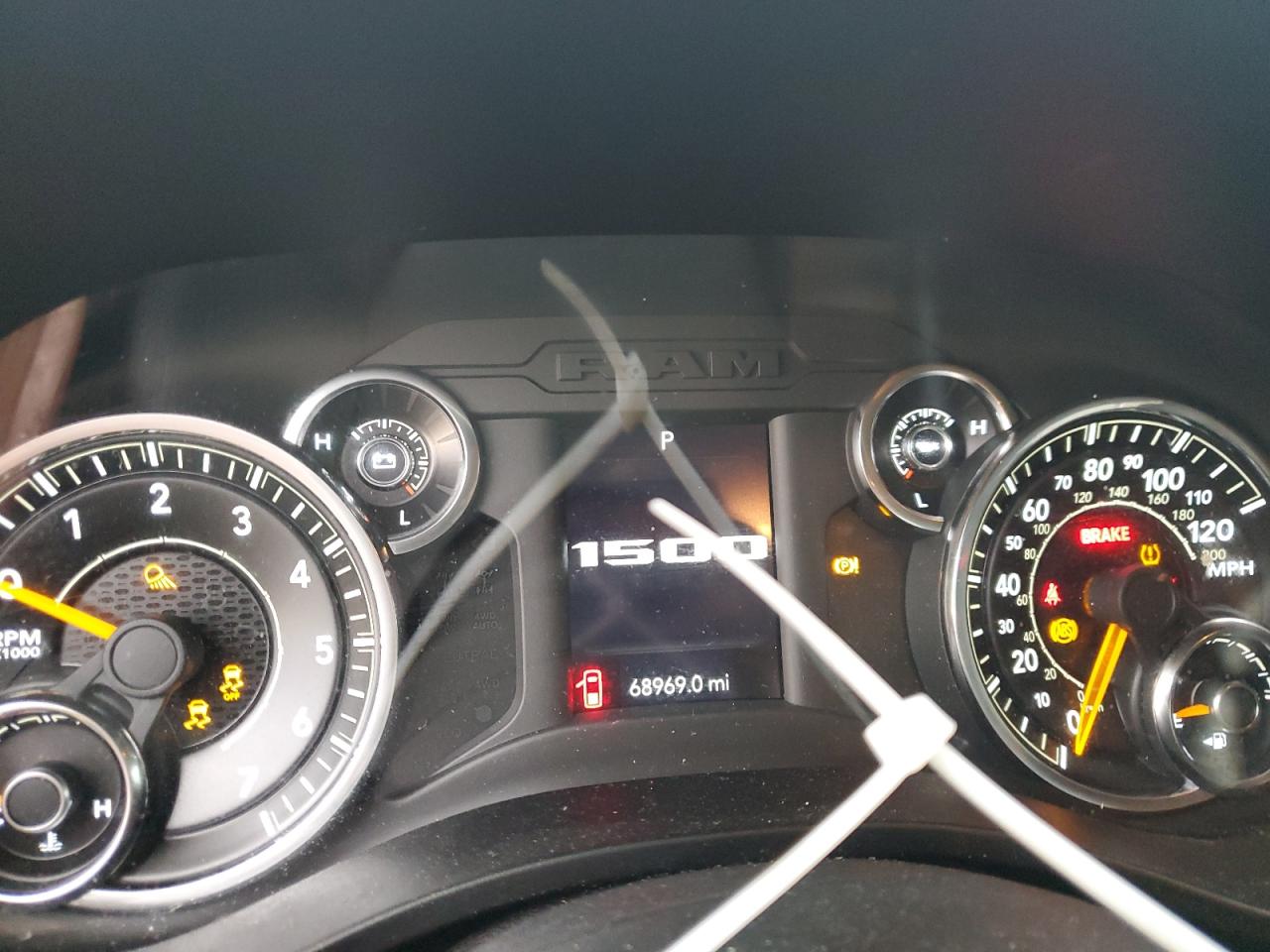 2019 RAM 1500 - Image 9