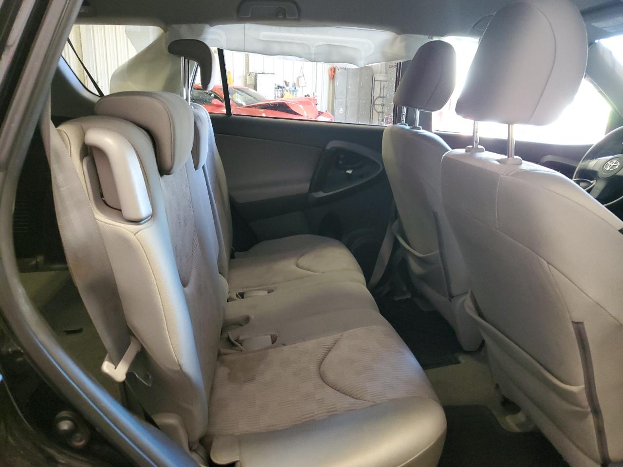 2011 Toyota RAV 4 - Image 11