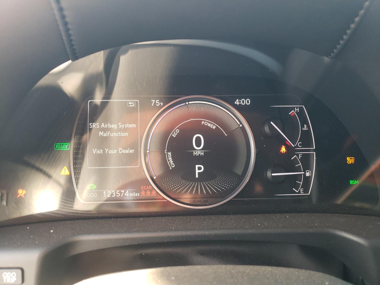 2021 Lexus ES - Image 9