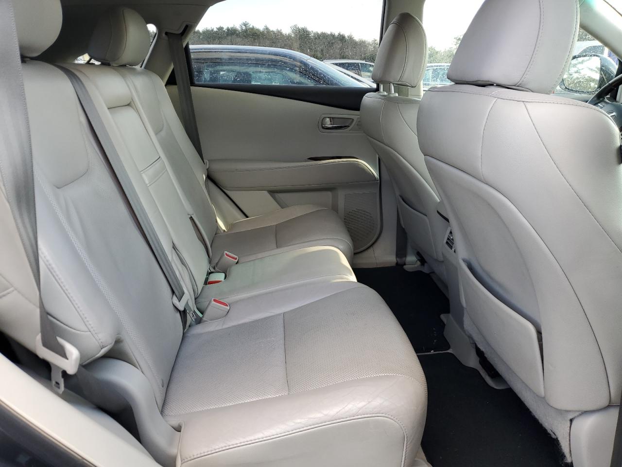 2011 Lexus RX - Image 11