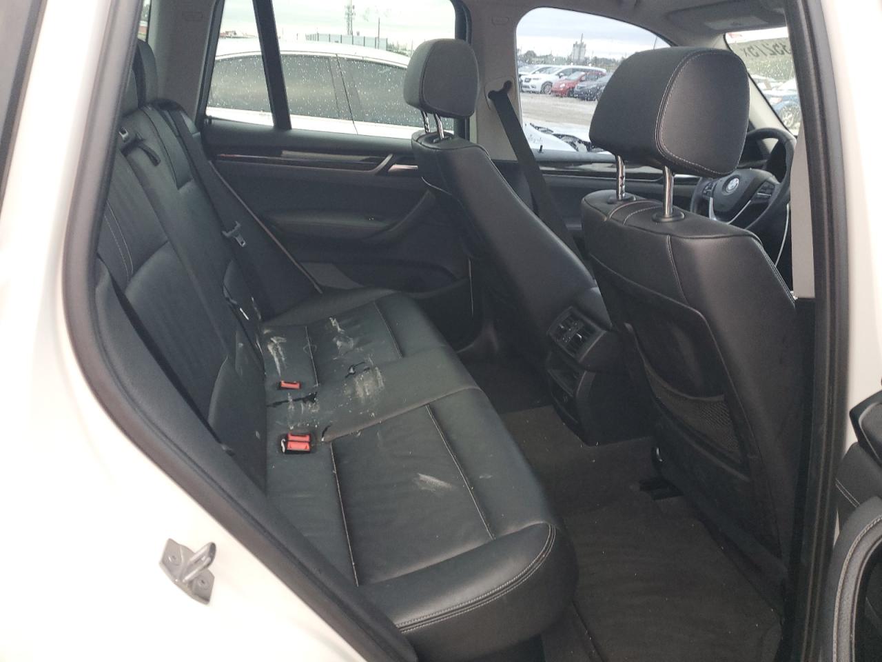 2017 BMW X3 - Image 10