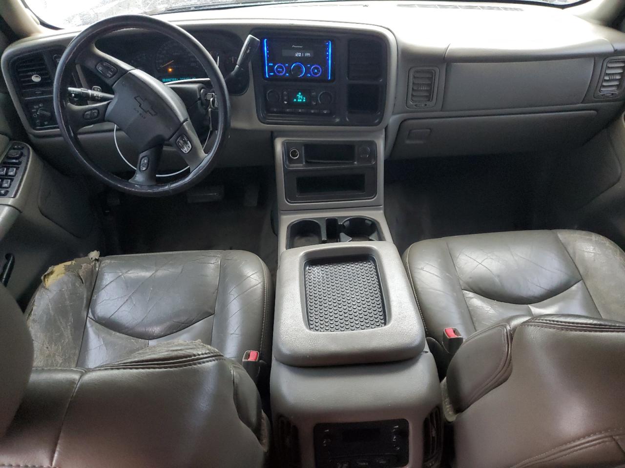 2006 Chevrolet Silverado - Image 8