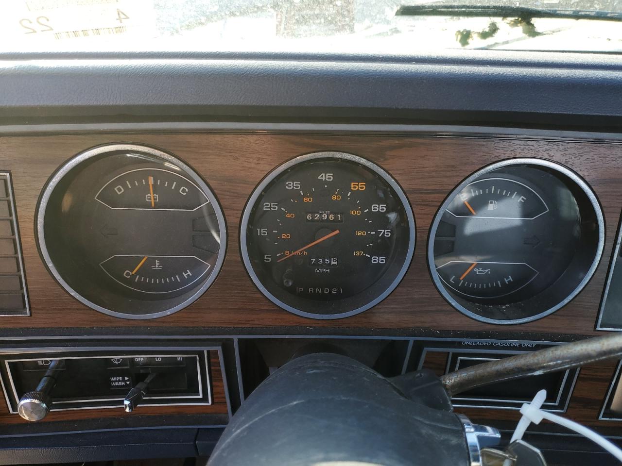 1985 Dodge Ram 150 VIN: 1B7ED14H1FS648058 Lot: 42572175