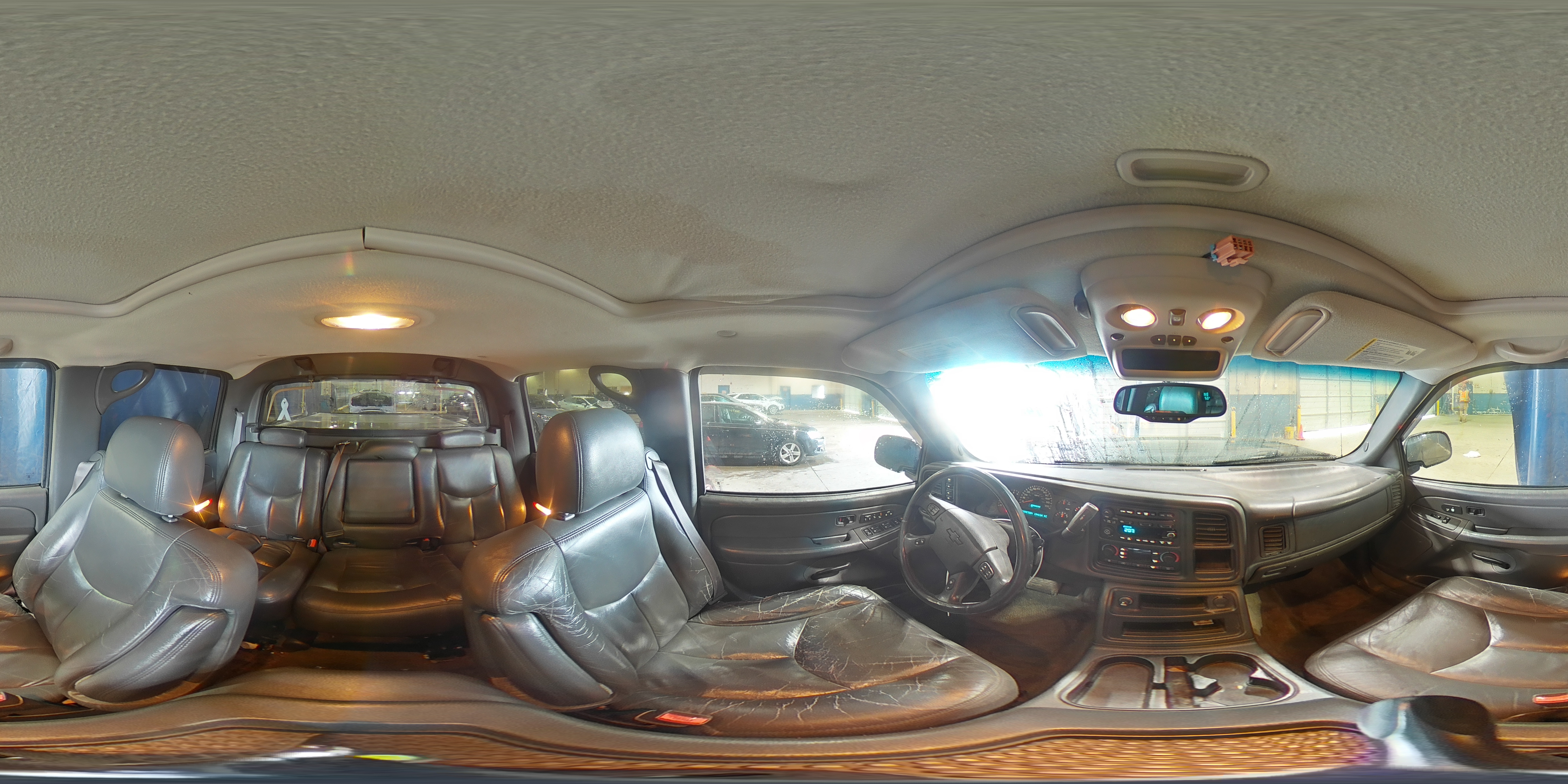 2003 Chevrolet Avalanche - Image 14