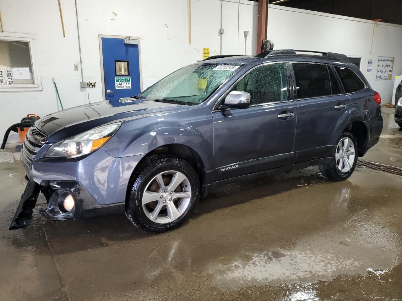 2014 Subaru Outback - Image 1