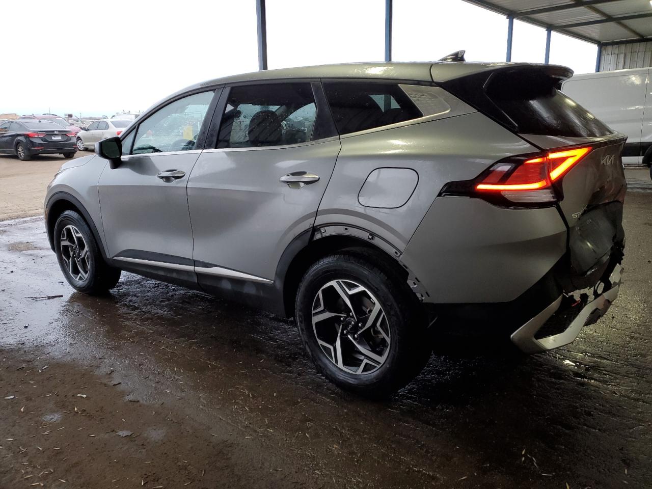 2023 Kia Sportage - Image 2