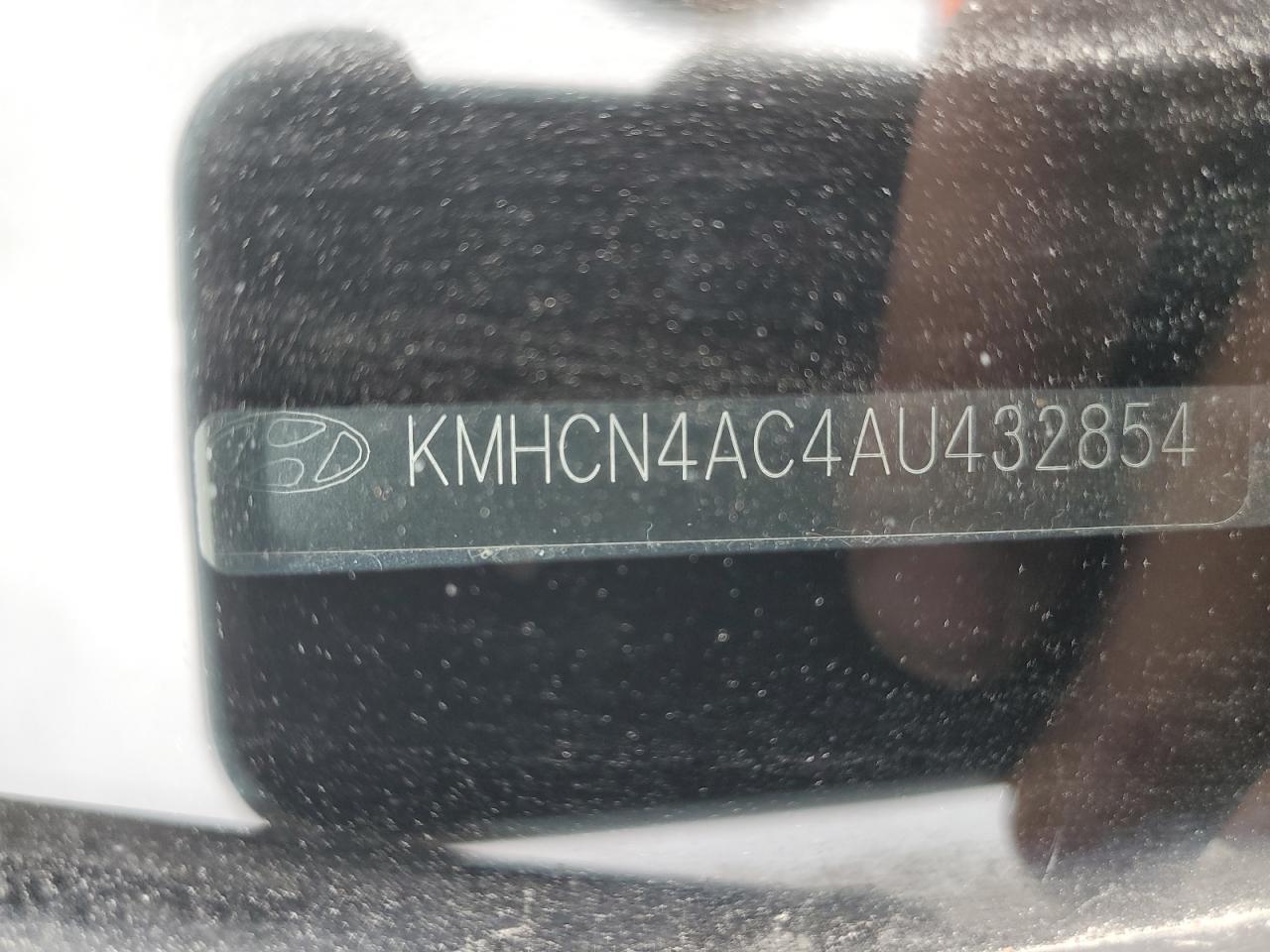 2010 Hyundai Accent - Image 12
