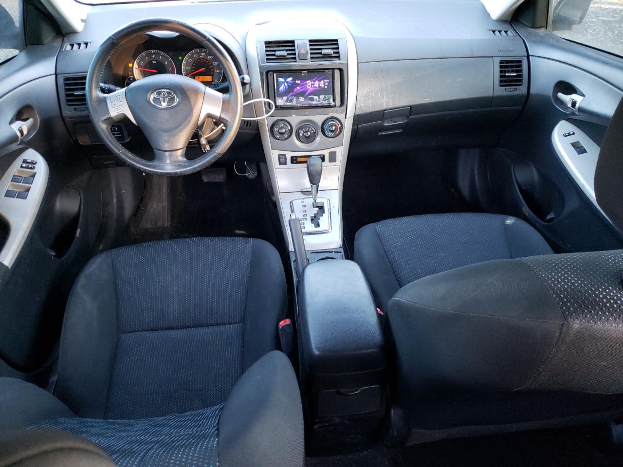 2010 Toyota Corolla - Image 8